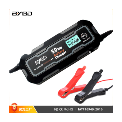 廠家批發6V/12V智能5000mA摩托車蓄電池電瓶充電器LCD顯示充電器